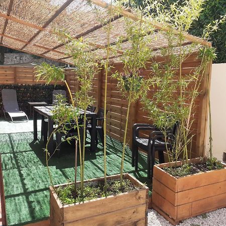 Location Vacances T4 Bas De Villa Toulon Kültér fotó